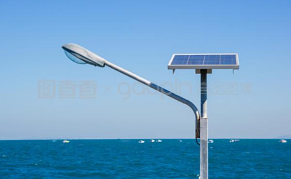 太陽能供電未來 從電池到燈具的綠色能源應用解析